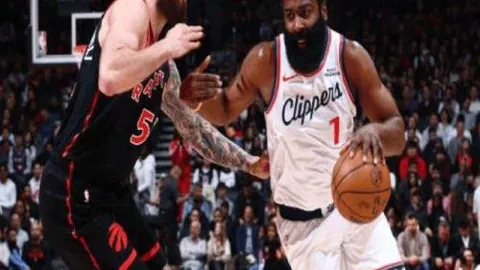 尤文罗马巅峰对决，意甲哲学战火重燃，连胜纪录续写